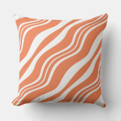 白とオレンジのレイヤードライン装飾用クッション クッション (正面)