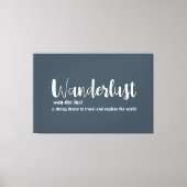 白とグレーと青の色で表現された「Wanderlust」の定義 キャンバスプリント (正面)