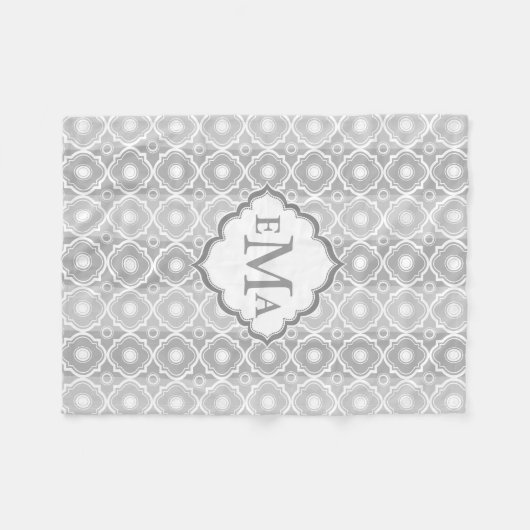 白とグレーのストライプクローバー幾何学的 フリースブランケット (正面(横))