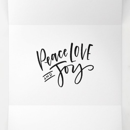 白とグレーの雪に覆われた松の木の黒板 三つ折りクリスマスカード (内部中)