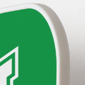 白とケリーグリーンのミニマリストモダンモノグラム ピックルボールラケット (左詳細)