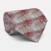 白とピンクのカーネーションフローラ ネクタイ (ロール)