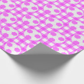 白とピンクのサッカーボールの格子模様 ラッピングペーパー (角)