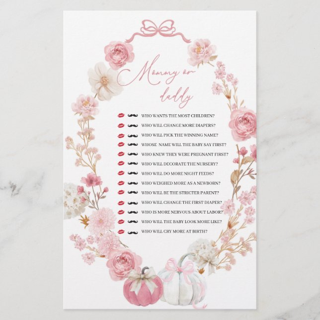 白とピンクの小さなカボチャのママまたはパパ (正面)