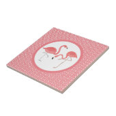 白とピンクの幾何学的パターンのピンクのフラミンゴ タイル (側面)