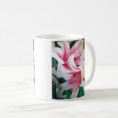 白とピンクの日蓮の水色のアートフラワー コーヒーマグカップ (正面右)