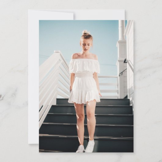 白とピンクの波状曲線モダン30th誕生日パーティー 招待状 (裏面)