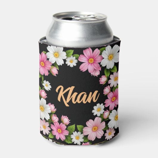 白とピンクの花の前の名前 缶クーラー (缶正面)