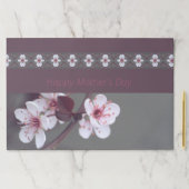 白とピンクの花びらを梅の紙のプレースマットで ペーパーパッド (インサイチュ)