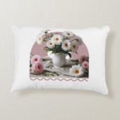 白とピンクの花 アクセントクッション (裏面)
