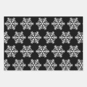 白とモダン黒のクリスマスの雪の結晶ギフト ラッピングペーパーシート (正面3)