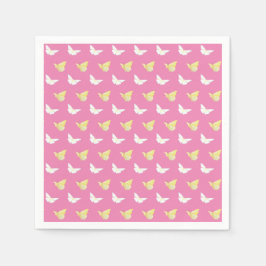 白と明るい黄色の蝶ピンク飛んでいる色 スタンダードカクテルナプキン