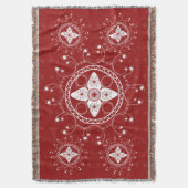 白と濃い赤のケルトインスパイアブランケット スローブランケット (正面縦)