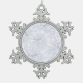 白と灰色のダリア。スノーフレークオーナメント スノーフレークピューターオーナメント (正面)