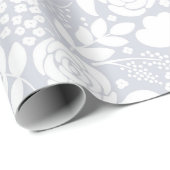 白と灰色の様式化されたバラと花のパターン ラッピングペーパー (ロールコーナー)