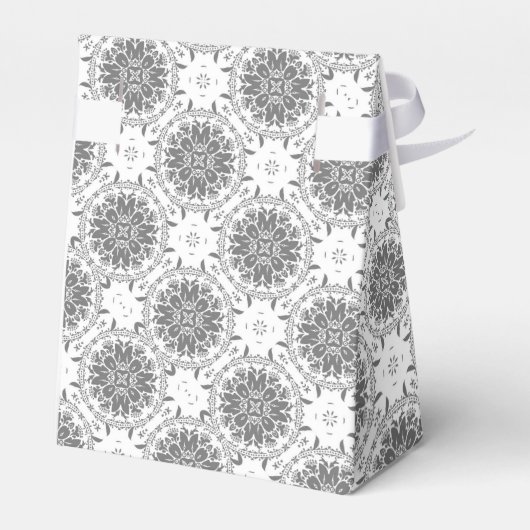 白と灰色の民俗学オーナメントダマスク フェイバーボックス (裏面サイド)