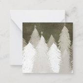 白と灰色の雪に覆われた松の木の黒板 ノートカード (裏面)