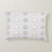 白と灰色の雪片アクセント枕 アクセントクッション (裏面)