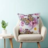 白と紫の花を持つ蝶 クッション (椅子)