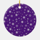白と紫の雪片のペットの猫または犬 セラミックオーナメント (裏面)