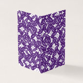 白と紫のmを使った左右対称の模様 (外部)