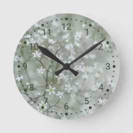白と緑のかすみ草の花の写真 ラウンド壁時計