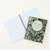 白と緑のペペロミア植物葉のフローラ ノートブック (内部)