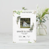 白と緑の花の水彩イラストのウェディングデー 招待状 (スタンド正面)