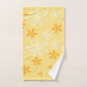 白と茶の花柄の装飾用クッション バスタオルセット (ハンドタオル)