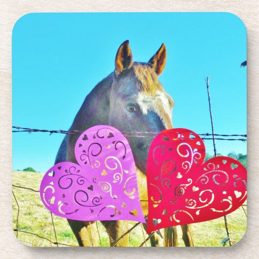 白と茶色の馬のバレンタインハート コースター (正面)