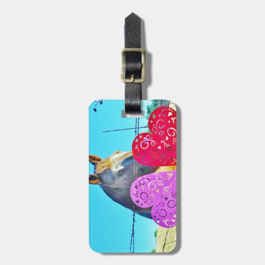 白と茶色の馬のバレンタインハート ラゲッジタグ (正面縦)