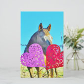 白と茶色の馬のバレンタインハート 便箋 (スタンド正面)