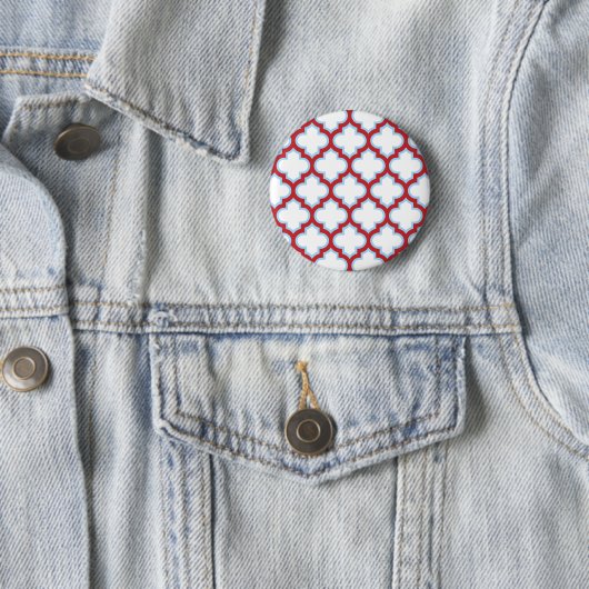 白と赤のトレリス、ラティス、クローバー 缶バッジ (インサイチュ)