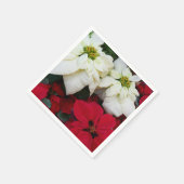 白と赤のポインセティアスIIクリスマスホリデー スタンダードカクテルナプキン (角)