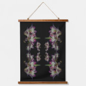 白と赤のユリの花の抽象芸術 吊り下げ型タペストリー (正面)