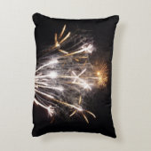 白と金ゴールド花火II愛国的お祝い アクセントクッション (裏面(縦))
