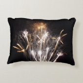 白と金ゴールド花火II愛国的お祝い アクセントクッション (裏面)