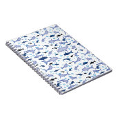 白と青のサメのシルエット模様 ノートブック (右側)