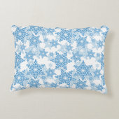 白と青のスノーフレークのシームレスなパターン アクセントクッション (裏面)