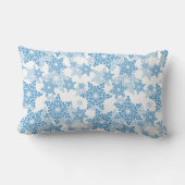 白と青のスノーフレークのシームレスなパターン ランバークッション (裏面)