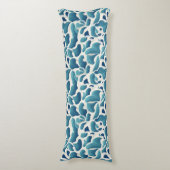 白と青の抽象芸術葉 |沿岸パターン ボディピロー (正面縦)