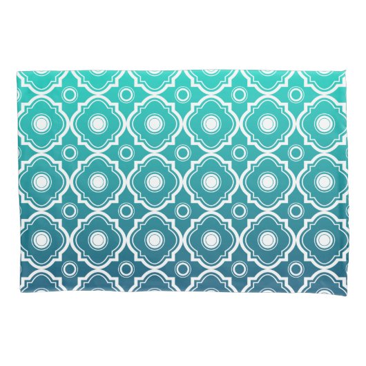 白と青の緑のグラデーションの幾何学的クローバー 枕カバー (正面)