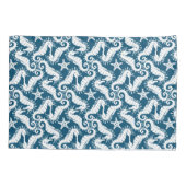 白と青の繰り返しモチーフ |シーホースのパターン 枕カバー (裏面)