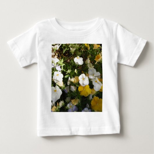 白と黄色のパンジー ベビーTシャツ (正面)
