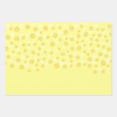 白と黄色の花オンパステルイエロー ラッピングペーパーシート (正面)