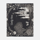 白と黒のおとぎ話の城と馬 フリースブランケット (正面)