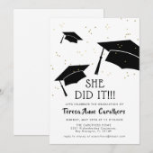 白と黒のキャップにゴールドのグリッターが輝く卒業式 招待状 (正面/裏面)