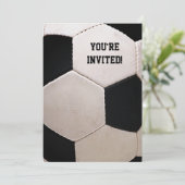 白と黒のサッカーボール 招待状 (スタンド正面)