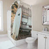 白と黒のサーフボード シャワーカーテン (インサイチュ)