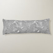 白と黒のシダ ボディピロー (裏面)